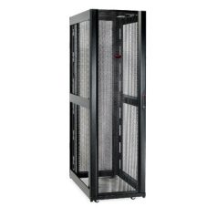  (AR3107) NetShelter SX 48U 600mm x 1070mm szerver rackszekrény, fekete oldalakkal